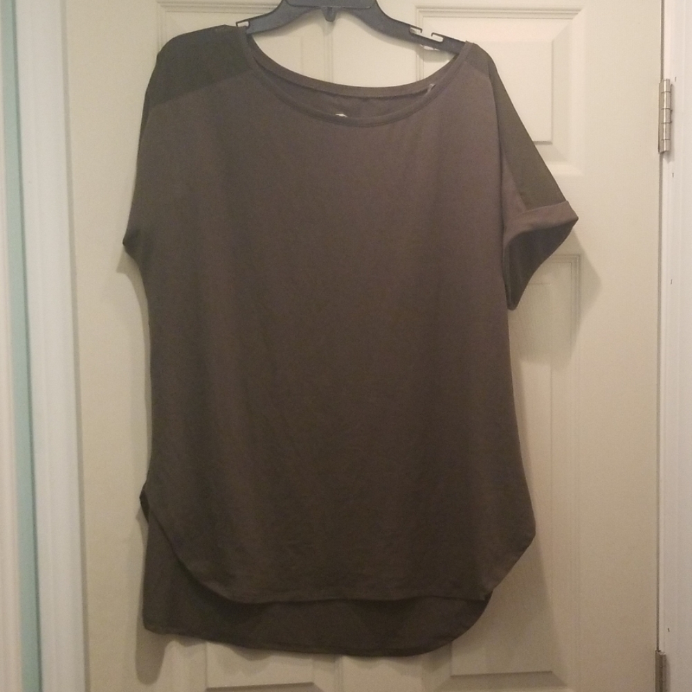 Avia tshirt